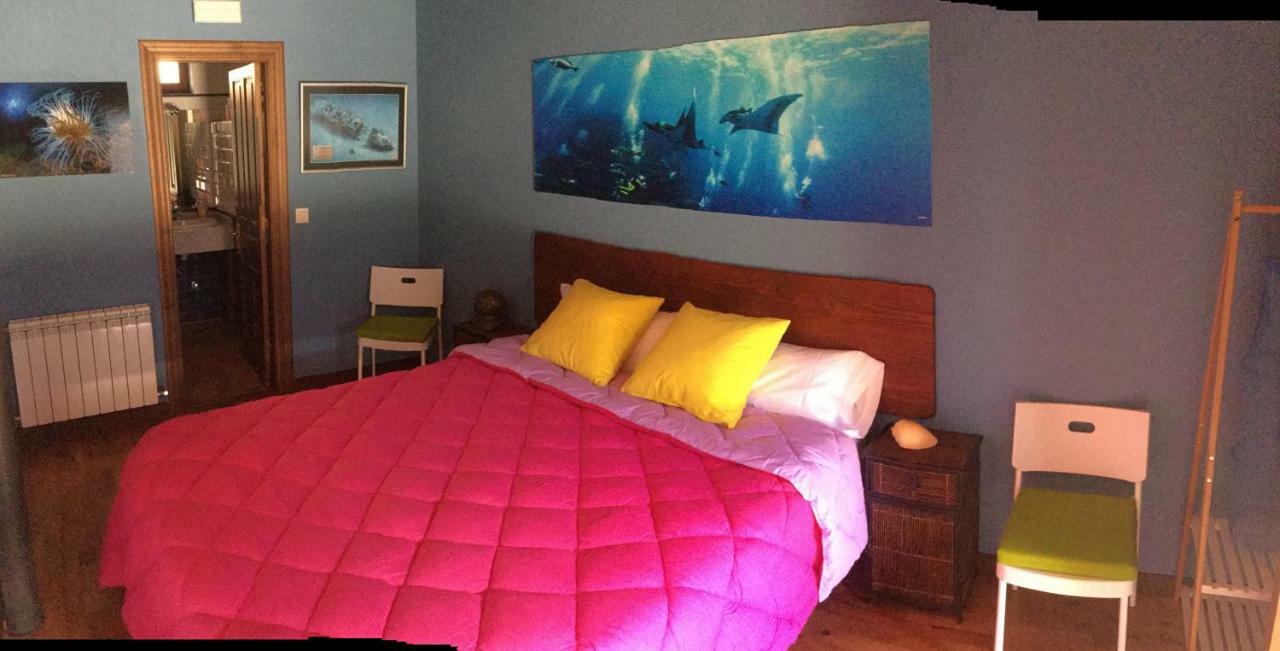 El Interior De Gaia Guest House Arriondas Luaran gambar